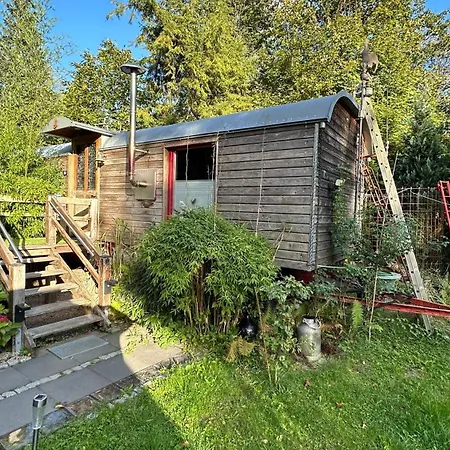 Tente de luxe Zirkuswagen Im Gruenen *